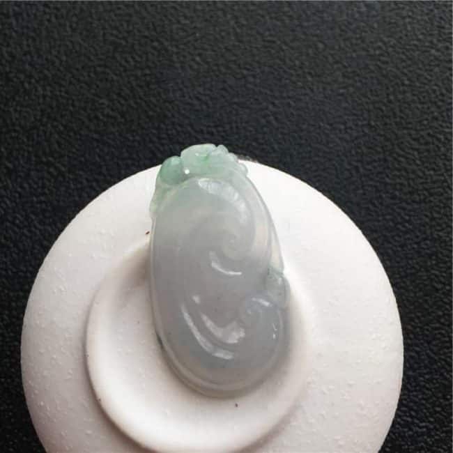 natural jade Ruyi pendant