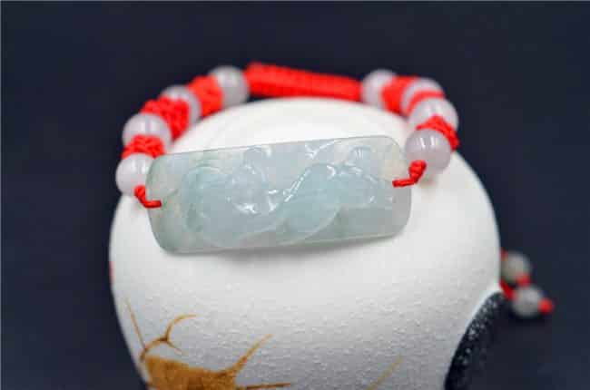 natural jade beaded bracelet