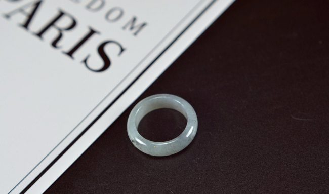 Men’s Jade Ring white black jadeite rings stone band ring 17.9mm 27121904
