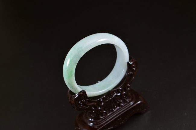 Green jade Burma jadeite oval shape small size bangle 52mm 13102002