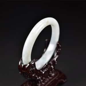 white jade bangle 2202201
