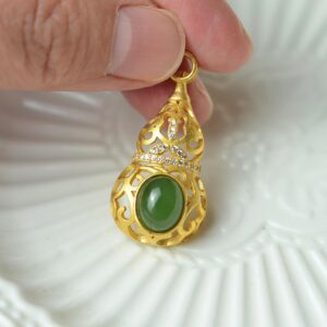 Natural Green Nephrite Jade Pendant  Silver Necklace JPT00000059