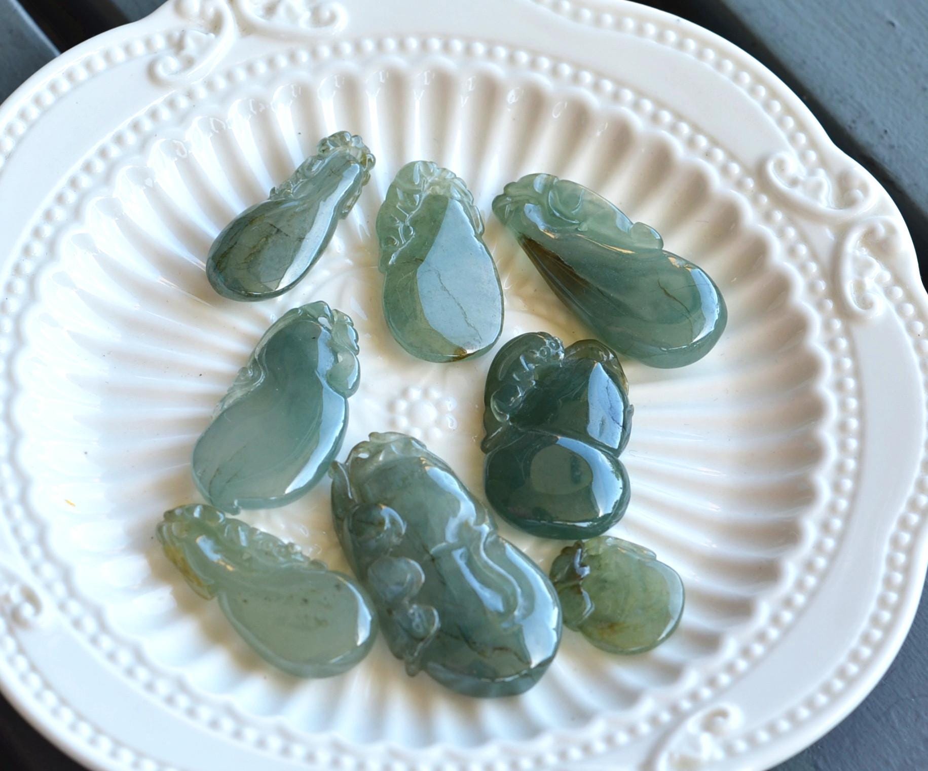 Natural Jadeite Carved Pendants Handmade Jewelry JPT00000031