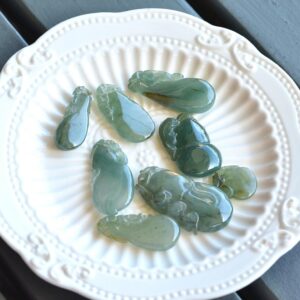 Natural Jadeite Carved Pendants Handmade Jewelry JPT00000031