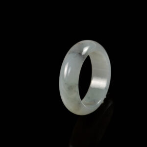 Jadeite ring natural