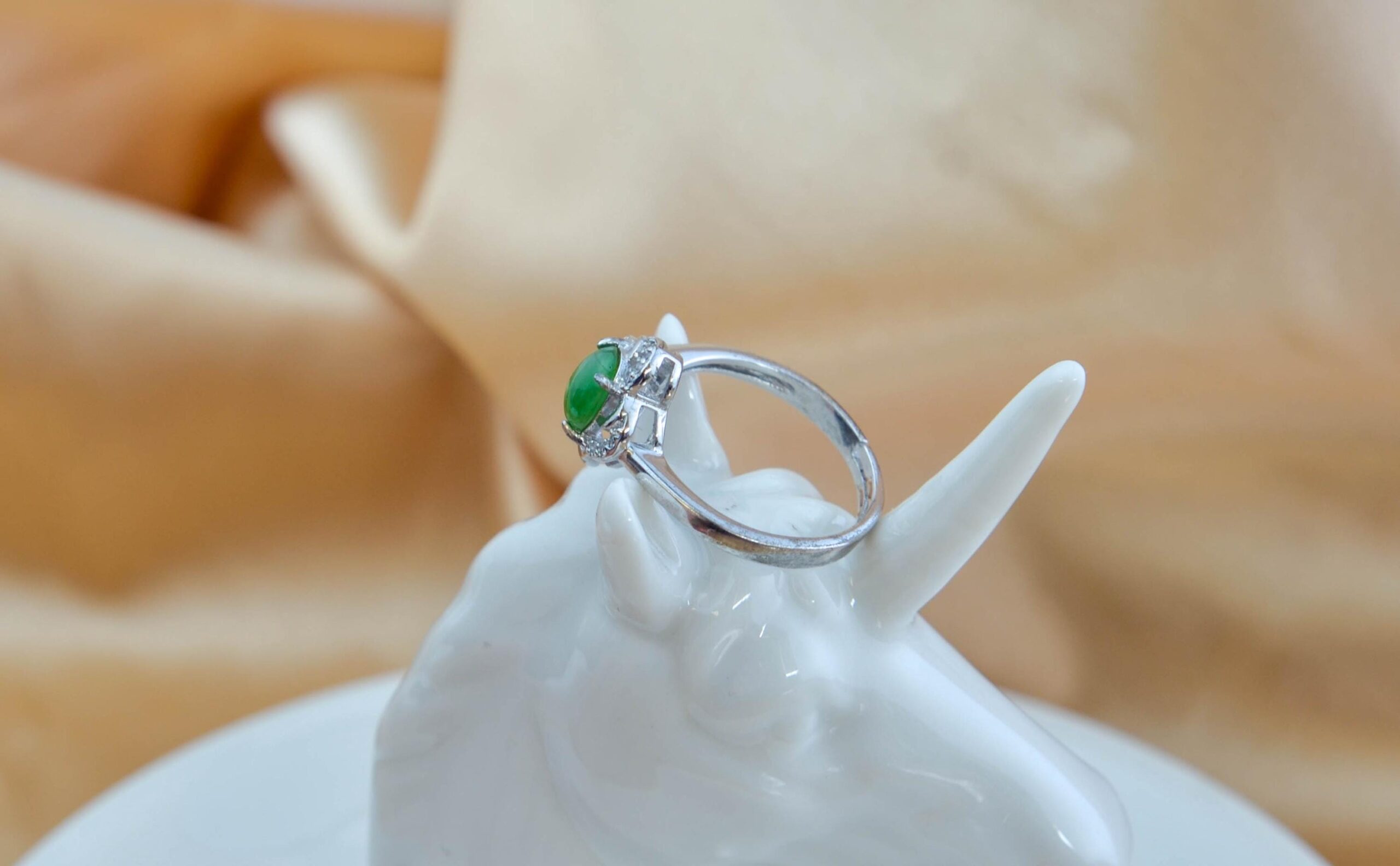 Icy Green Jade Clover Ring Sterling Silver 925 Floral Cocktail Ring - Image 5