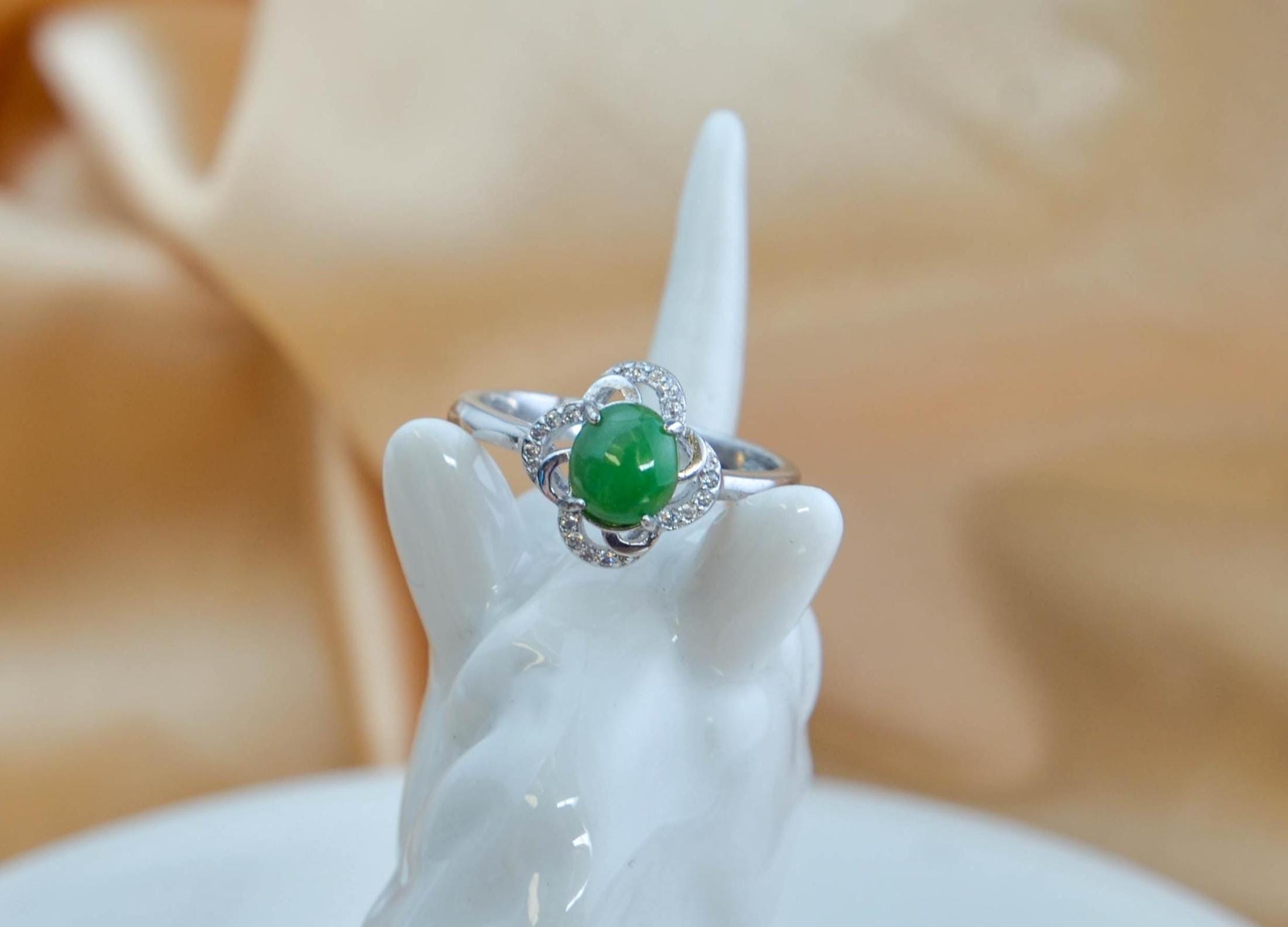 Icy Green Jade Clover Ring Sterling Silver 925 Floral Cocktail Ring